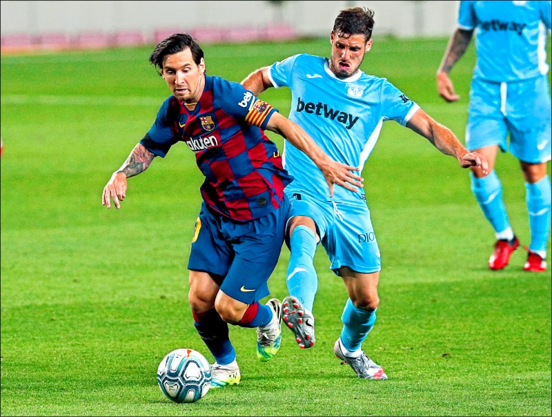 邹市明从奥运冠军到创业失败，经历挫折与反思，展现人生选择与责任的复杂性。