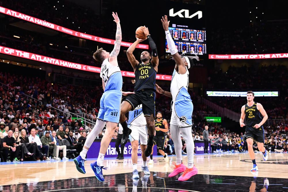 篮球勇士明星球员连场高得分