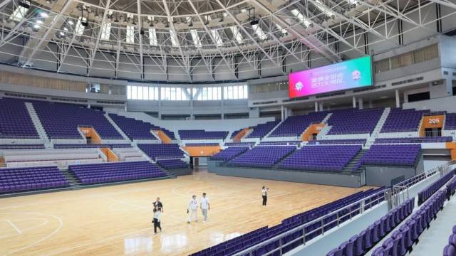 毛剑卿谈邵佳一执教国足：外教比较自我一些，支持足协的决定